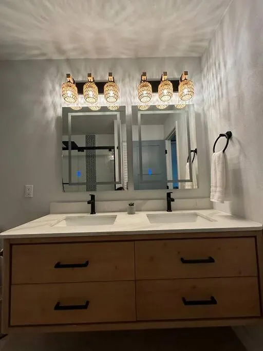 Boho Island Paradise Remodel 2Br 唯客乐渡假村 公寓